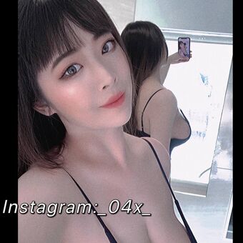_04x_ Nahé Úniky OnlyFans Fotka 2