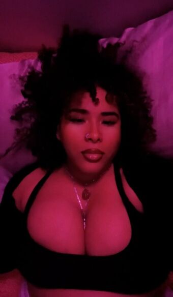 24hrsofzi Nahé Úniky OnlyFans Fotka 6