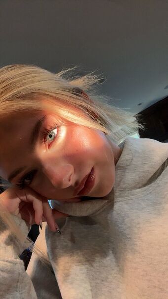 777keely Nahé Úniky OnlyFans Fotka 13