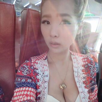 94iris329 Nahé Úniky OnlyFans Fotka 9