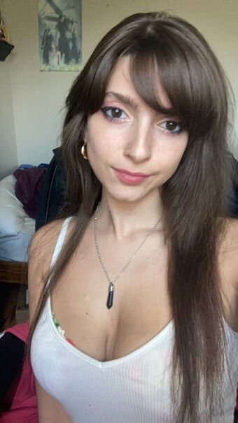 97ames Nahé Úniky OnlyFans Fotka 33