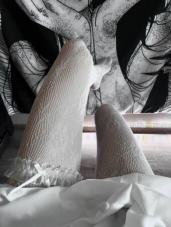 3tn4 Nahé Úniky OnlyFans Fotka 8