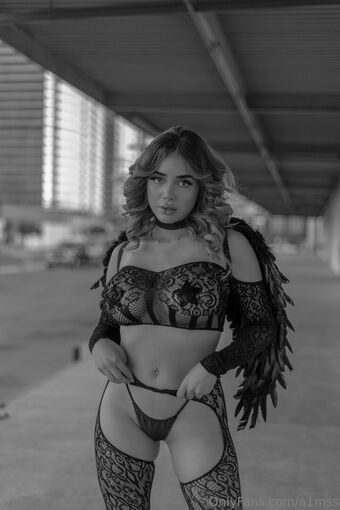 a1mss Nahé Úniky OnlyFans Fotka 10