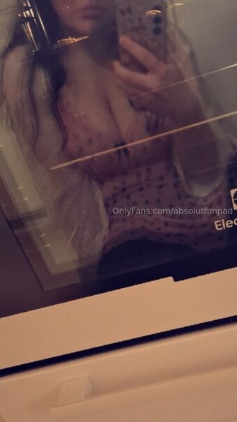 absolutfimpad Nahé Úniky OnlyFans Fotka 4