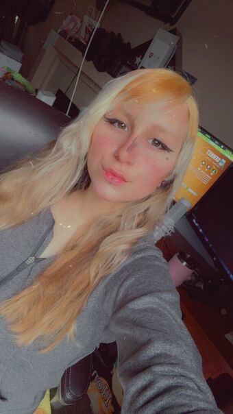 Abusuble Nahé Úniky OnlyFans Fotka 11