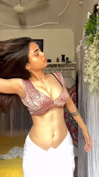 Afr Khan