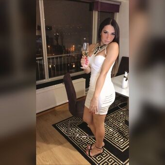 Agatha Onlyhot Nahé Úniky OnlyFans Fotka 1