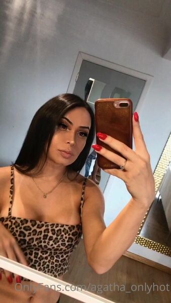 Agatha Onlyhot Nahé Úniky OnlyFans Fotka 6