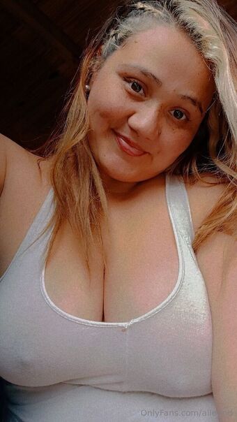 ailennd Nahé Úniky OnlyFans Fotka 8