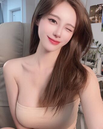 ajn2_ Nahé Úniky OnlyFans Fotka 27