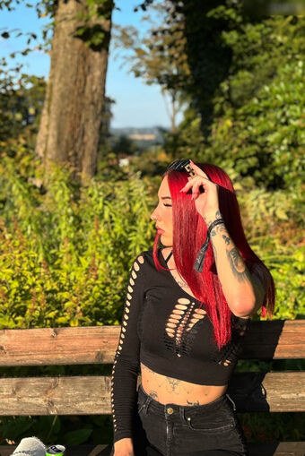 Alinabhm Nahé Úniky OnlyFans Fotka 11