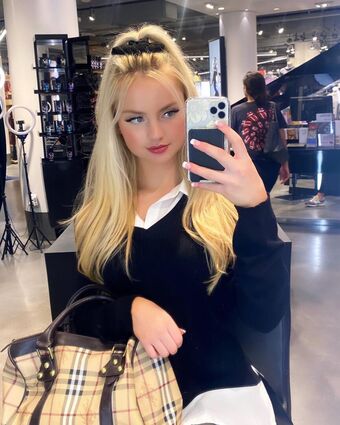 Alta Sweet Tabar Nahé Úniky OnlyFans Fotka 7