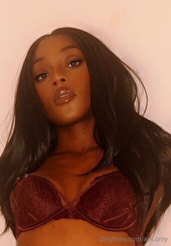 am.only Nahé Úniky OnlyFans Fotka 7