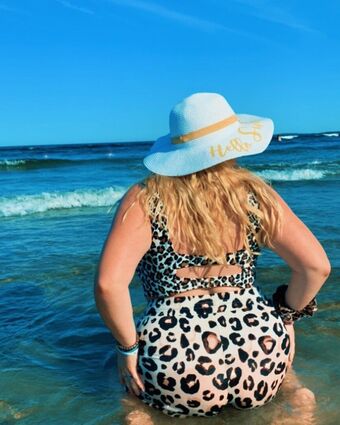 Amberly Nahé Úniky OnlyFans Fotka 7