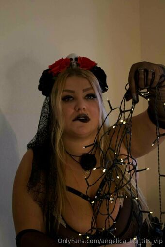 angelica_big_tits_vip