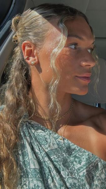 Anna Hall Nahé Úniky OnlyFans Fotka 26