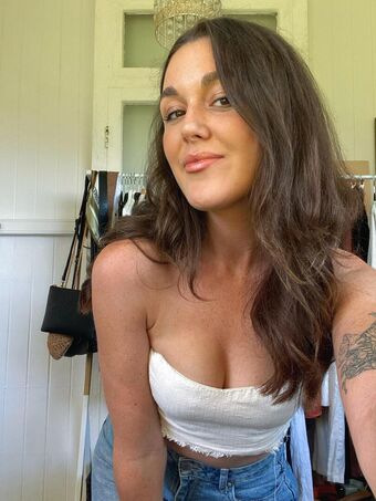 AnnabelleM Nahé Úniky OnlyFans Fotka 4