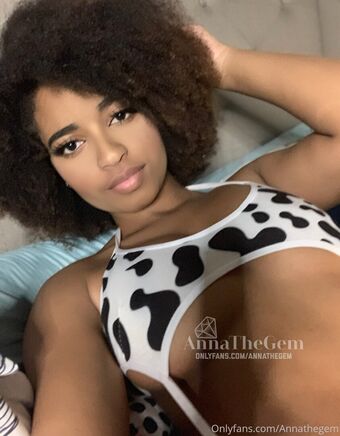annathegem Nahé Úniky OnlyFans Fotka 27