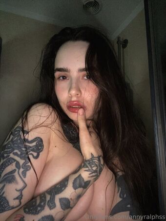 annyralphs Nahé Úniky OnlyFans Fotka 12