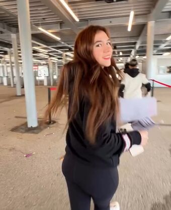 Arayfer Nahé Úniky OnlyFans Fotka 8