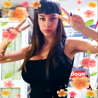 Ares Andreu Nahé Úniky OnlyFans Fotka 2