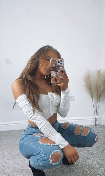 Ariagreyx Nahé Úniky OnlyFans Fotka 26