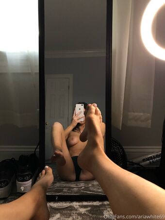 ariawhite69