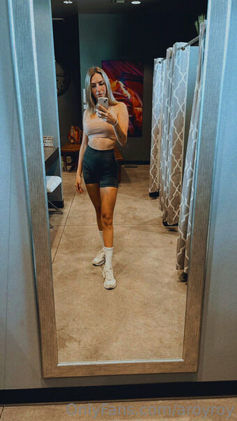 aroyroy Nahé Úniky OnlyFans Fotka 32