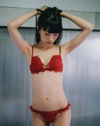 Asami Nahé Úniky OnlyFans Fotka 10