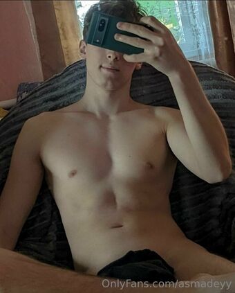 asmadeyy Nahé Úniky OnlyFans Fotka 31