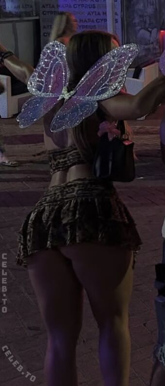 Athinque Nahé Úniky OnlyFans Fotka 19