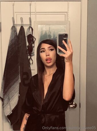 aurora_lovee05