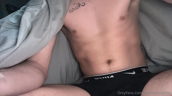available247 Nahé Úniky OnlyFans Fotka 2