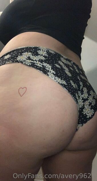 avery9627 Nahé Úniky OnlyFans Fotka 19