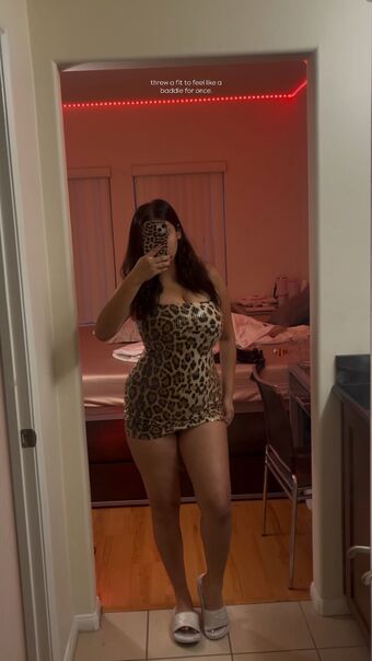 _ayushaaaa__