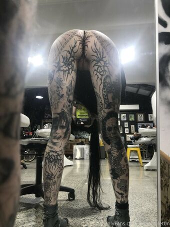babyskeleton Nahé Úniky OnlyFans Fotka 4