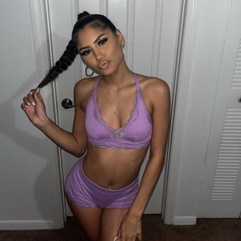 BaeLex Nahé Úniky OnlyFans Fotka 1
