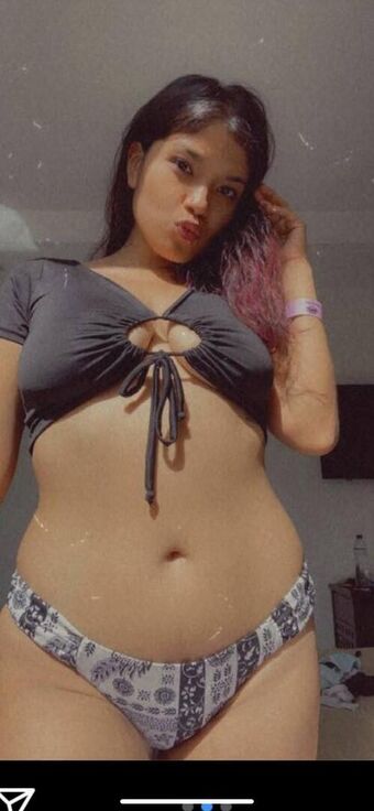 baemom Nahé Úniky OnlyFans Fotka 10