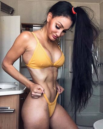 baessler Nahé Úniky OnlyFans Fotka 5