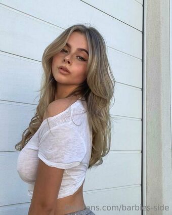 barbies-side Nahé Úniky OnlyFans Fotka 16