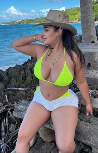 Bartender Nahé Úniky OnlyFans Fotka 14