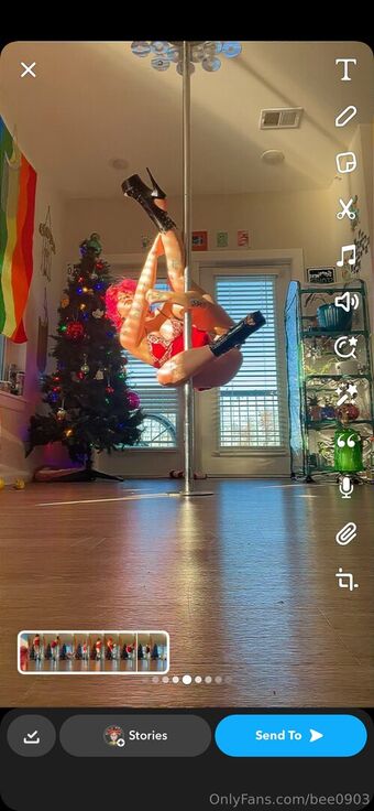 bee0903 Nahé Úniky OnlyFans Fotka 10