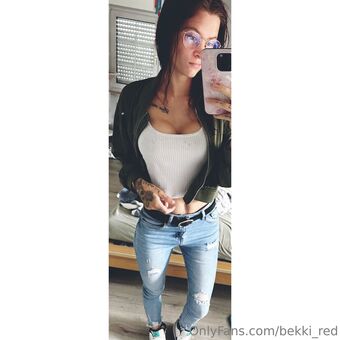 bekki_red