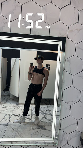 bentenmodel Nahé Úniky OnlyFans Fotka 1