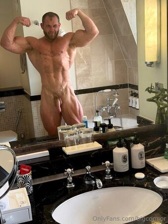 bigconnor Nahé Úniky OnlyFans Fotka 29