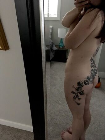 BiteMe-Please Nahé Úniky OnlyFans Fotka 15