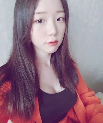 BJ Apple 사과 Nahé Úniky OnlyFans Fotka 18