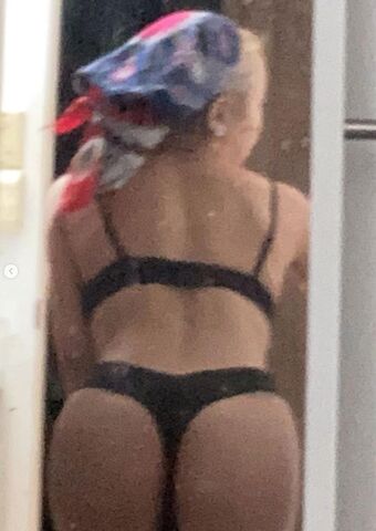 Bleachie Nahé Úniky OnlyFans Fotka 4