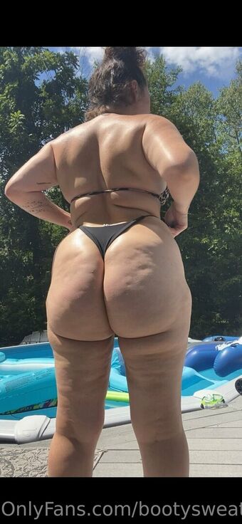 bootysweatt Nahé Úniky OnlyFans Fotka 16