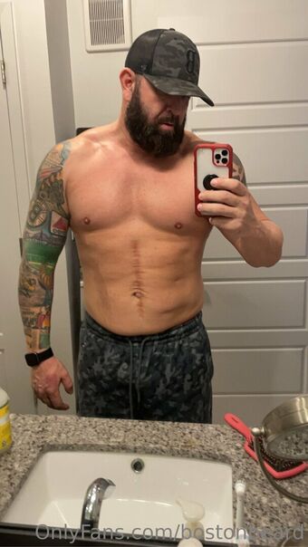 bostonbeard Nahé Úniky OnlyFans Fotka 4